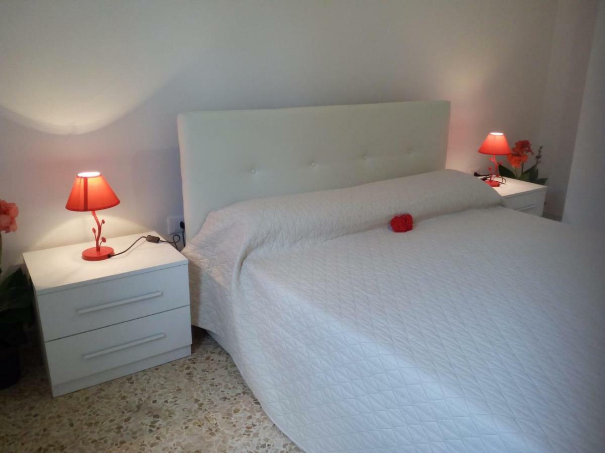 Villa Angela Chiara Porto Cesareo Buitenkant foto